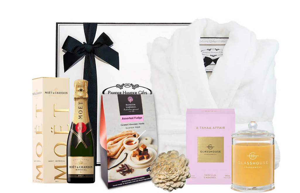 Why Candle Hampers Make the Perfect Gift for Any Occasion